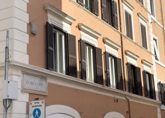 Borgo Pio Beautiful 2br, 2ba Family
