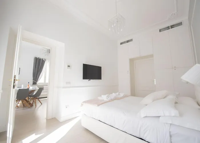 Apartamento Borgo Pio Beautiful 2br, 2ba Family Roma