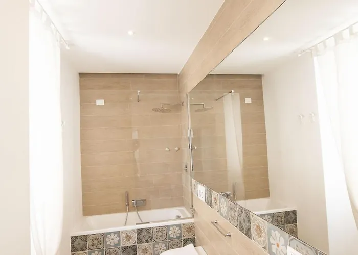Apartamento Borgo Pio Beautiful 2br, 2ba Family